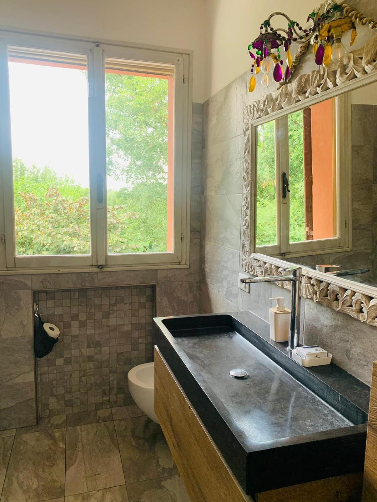 Quarto Di Villa กรานาโรโล เดลเลมิเลีย ภายนอก รูปภาพ
