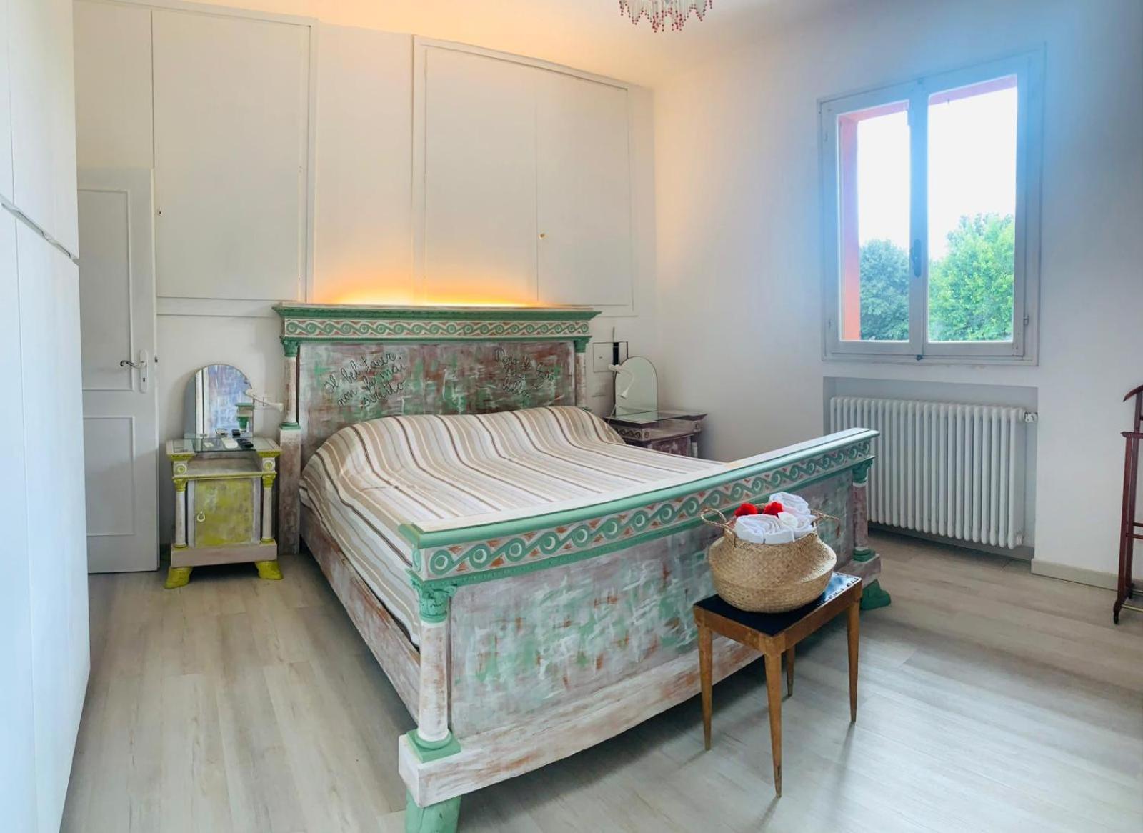 Quarto Di Villa กรานาโรโล เดลเลมิเลีย ภายนอก รูปภาพ